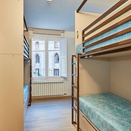 Alberg Abat Oliba Monistrol de Montserrat ภายนอก รูปภาพ Hostel room in Rome, Italy